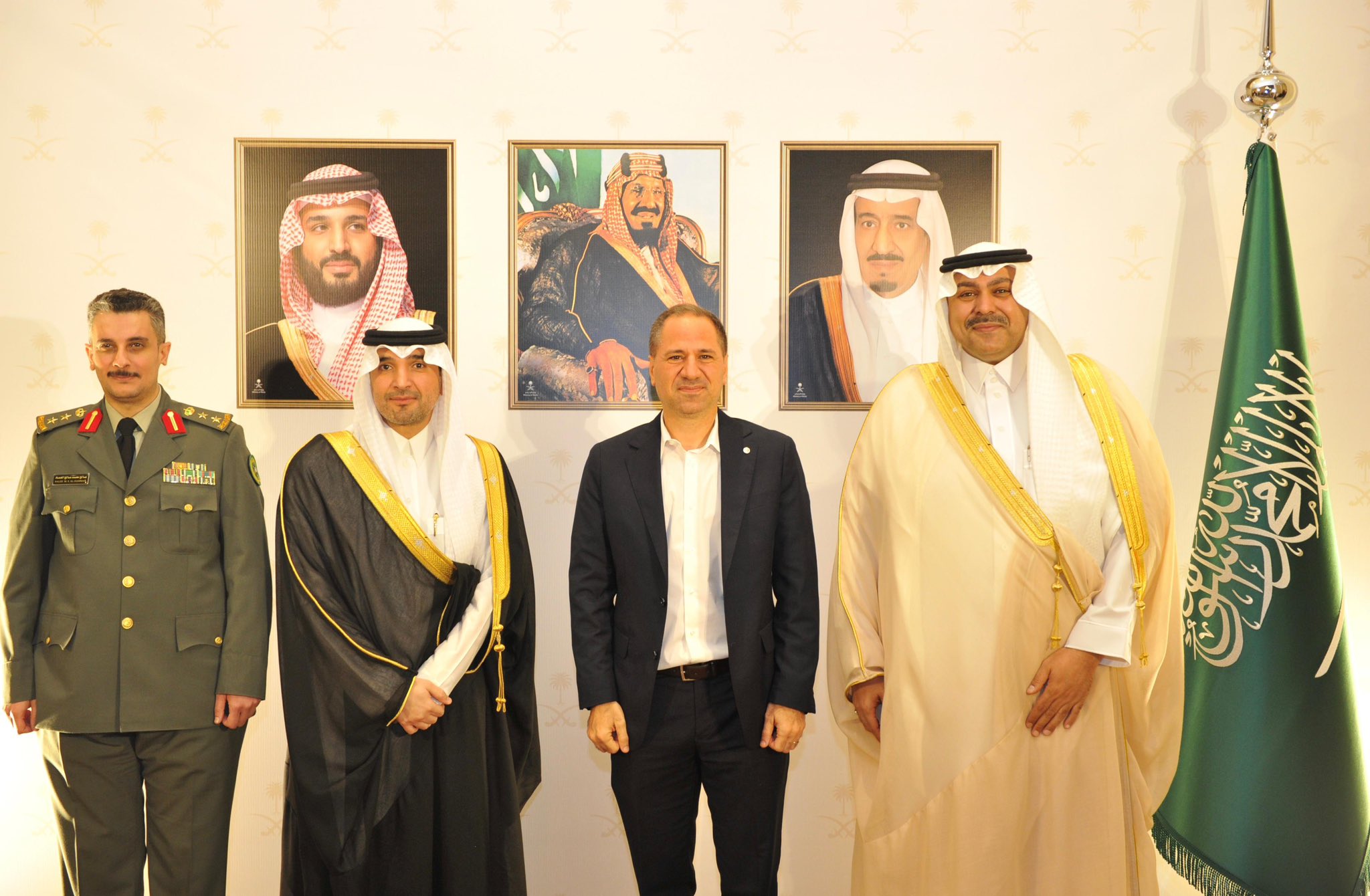 رئيس الكتائب مشاركًا في احتفال اليوم الوطني السعودي: المملكة كانت وستبقى سنداً حقيقياً للبنان وشعبه في كل المراحل